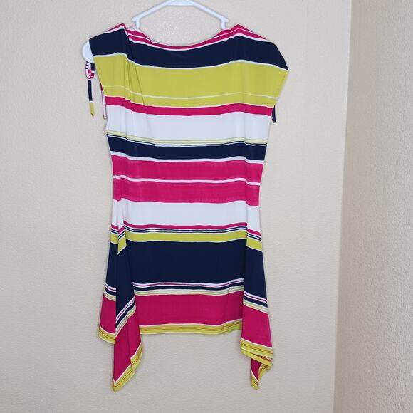Chaus New York  Red Multi Stripe Sharkbite Hem Short Sleeve Top Womens Small - Picture 5 of 8